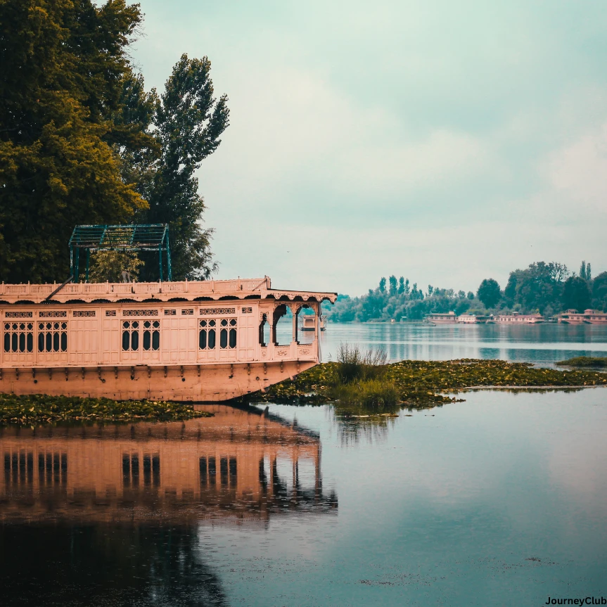 Best Time to Visit Kashmir: A Season-by-Season Guide